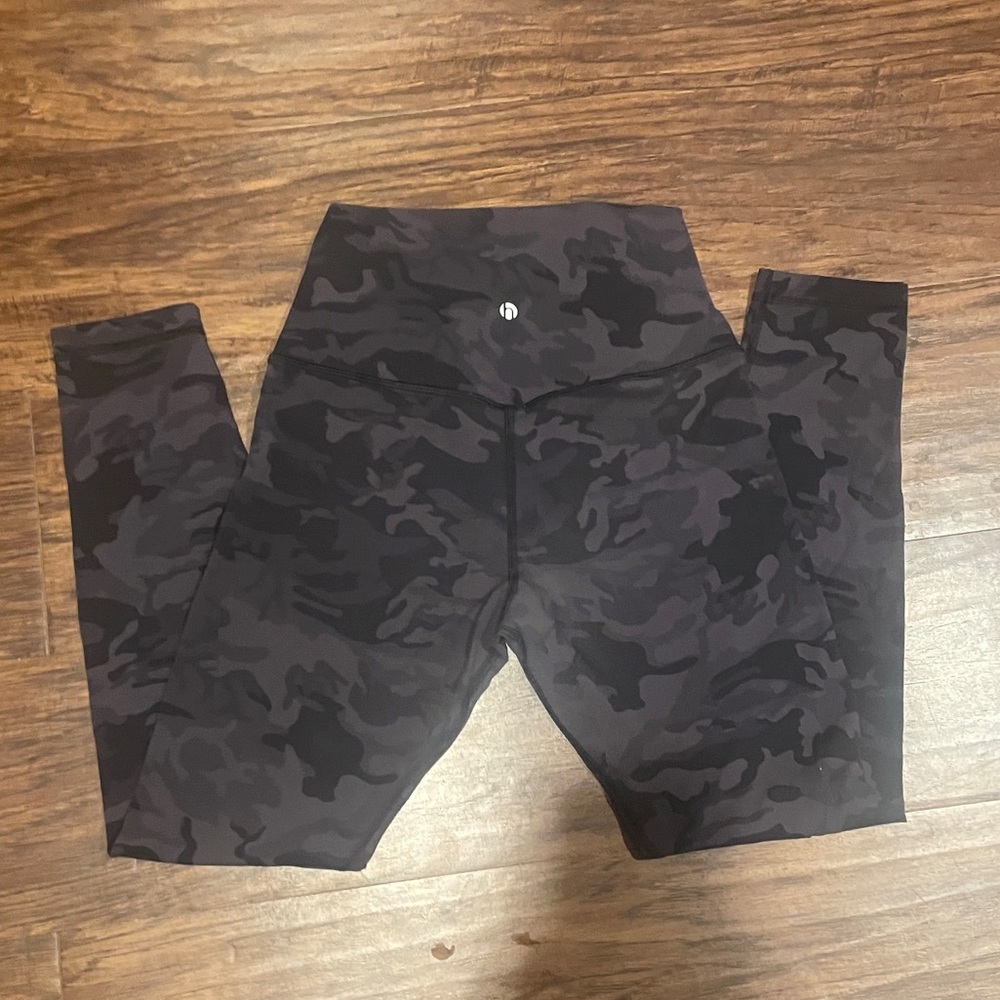 Heynuts ladies women’s high waisted legging Lululemon dupe hawthorn athletics